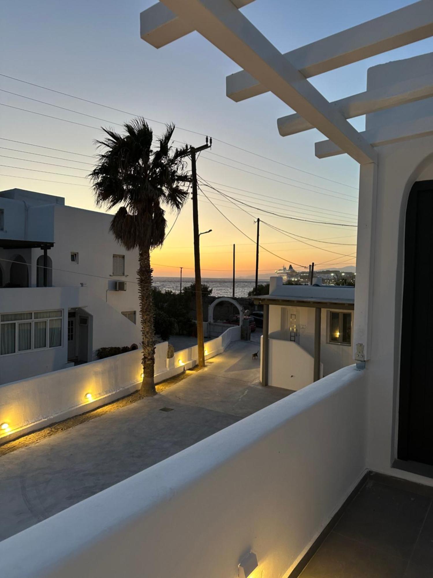 The Coast Suites Турлос Екстер'єр фото