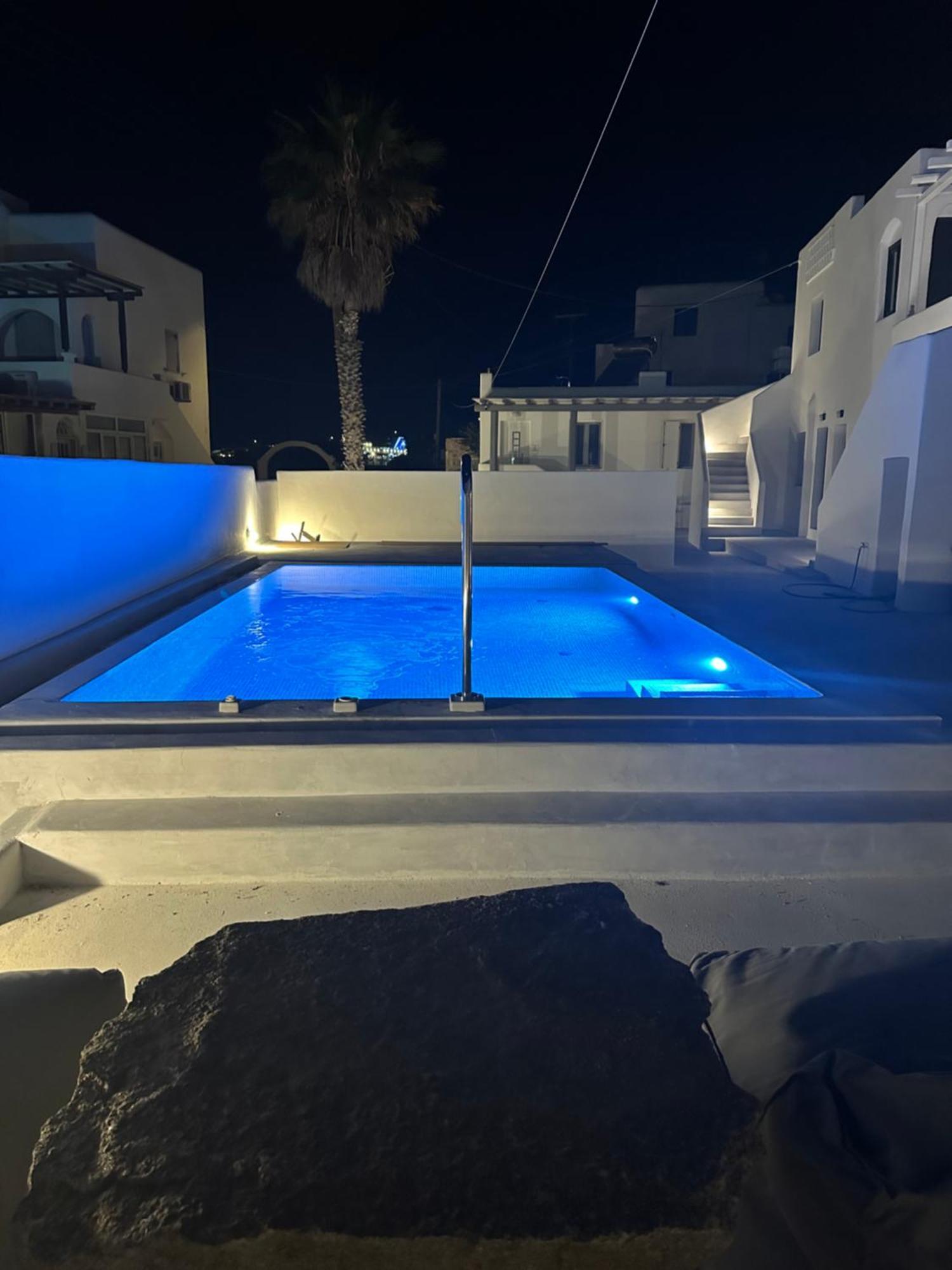 The Coast Suites Турлос Екстер'єр фото